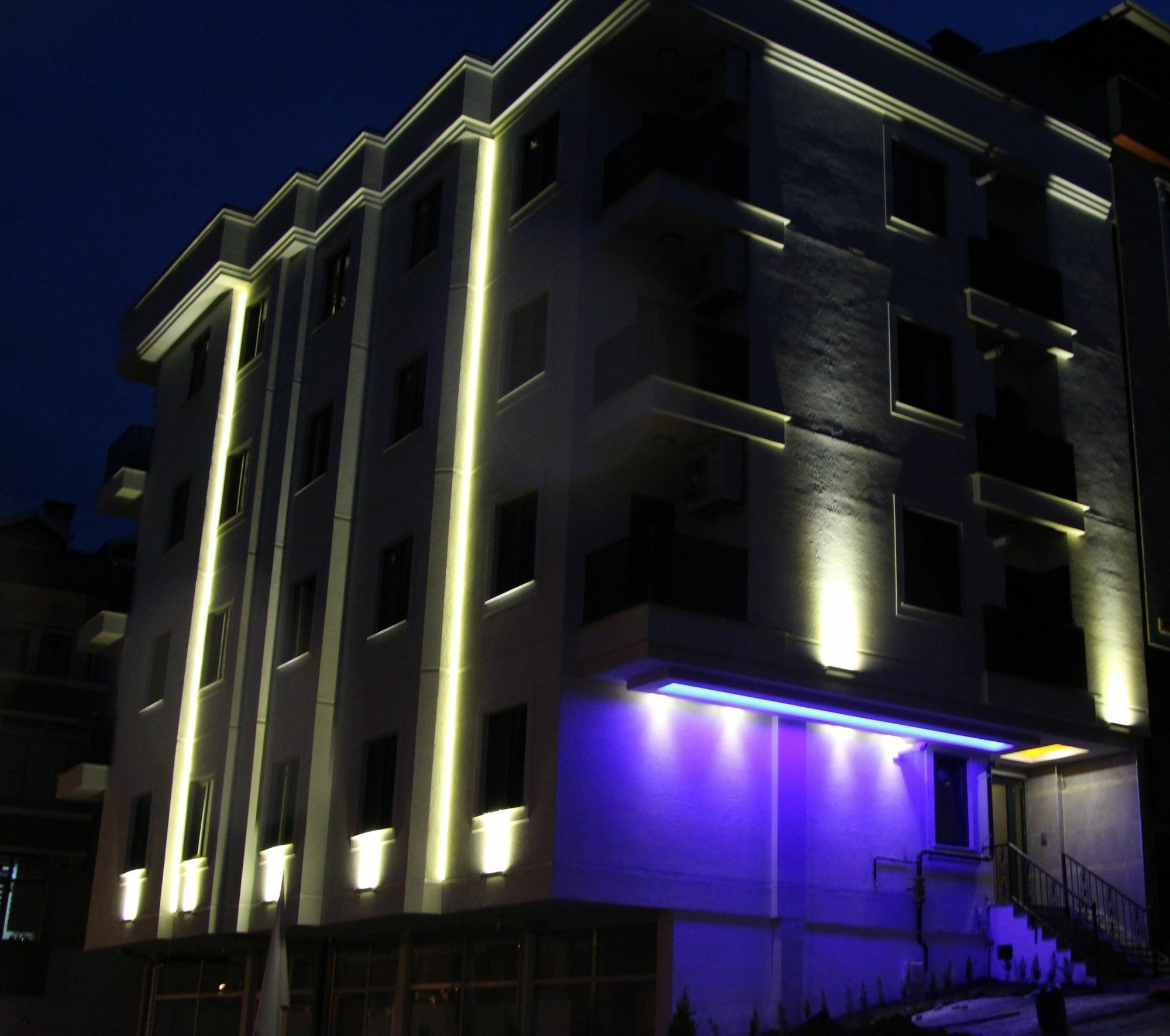 טראבזון Ekinoks Suit & Apart Otel מראה חיצוני תמונה
