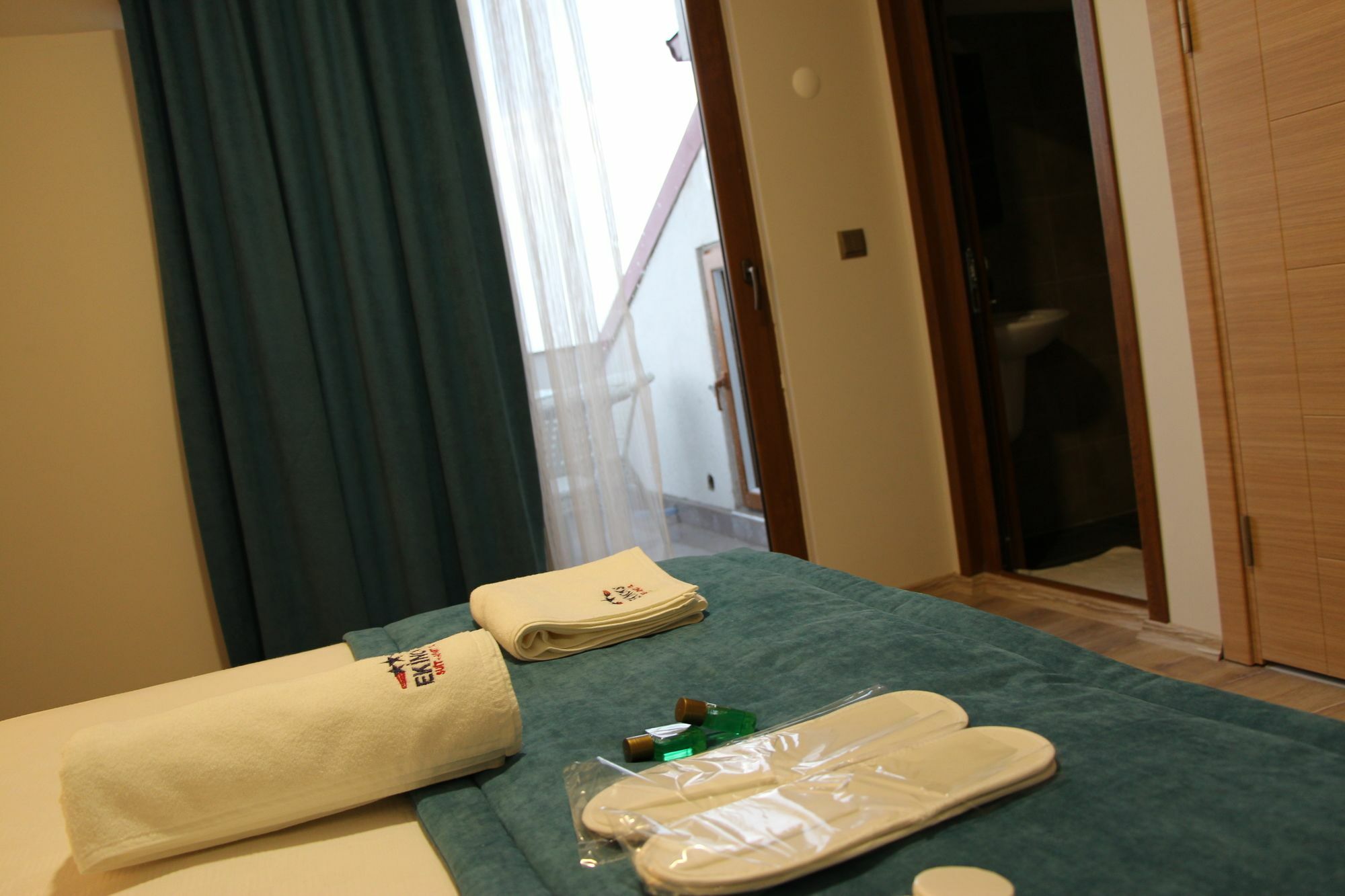 טראבזון Ekinoks Suit & Apart Otel מראה חיצוני תמונה